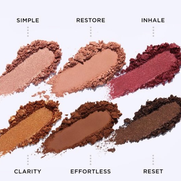 NWT TARTE breezy eyeshadow palette - Picture 2 of 3